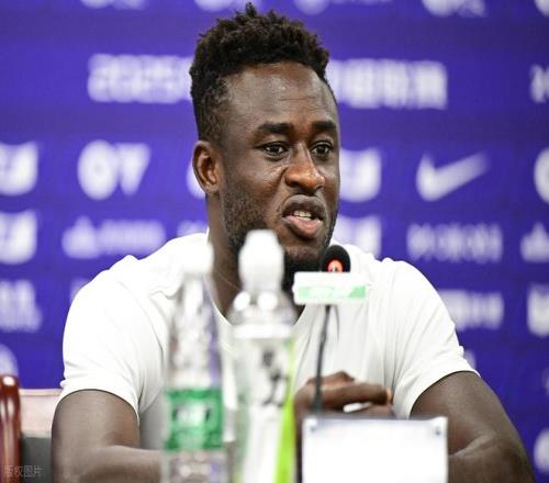 澳网精彩集,门希克险象,环生,万博,ManBetX,万博体育官网,万博官网,万博体育下载